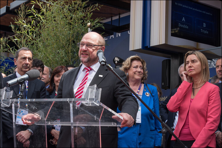 Снимка 22: EP President and High Representative of the Union for Foreign Affairs and Security Policy take partin Citizens' Dialogue at Expo Milan and inaugurate EU Pavilion on the Europe Day