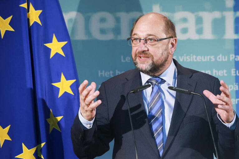 Nuotrauka 8: Presentation of the book: ' The Making of a European President ' in presence of EP President and EC President