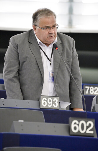 Photo 12 : Plenary session week 28 2015 in Strasbourg - Building a Capital markets union