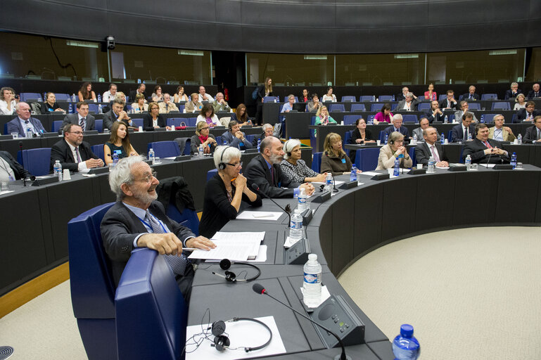 Fotografia 8: Session of the Paneuropean Working Group of the European People's Party on ' History and Culture: a matter of conflict or of relation? '