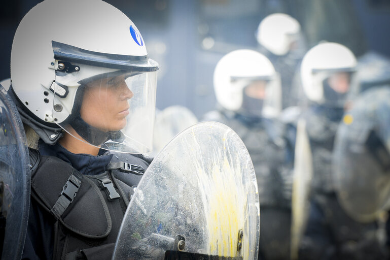 Farmers demonstration in front of the European Institutions