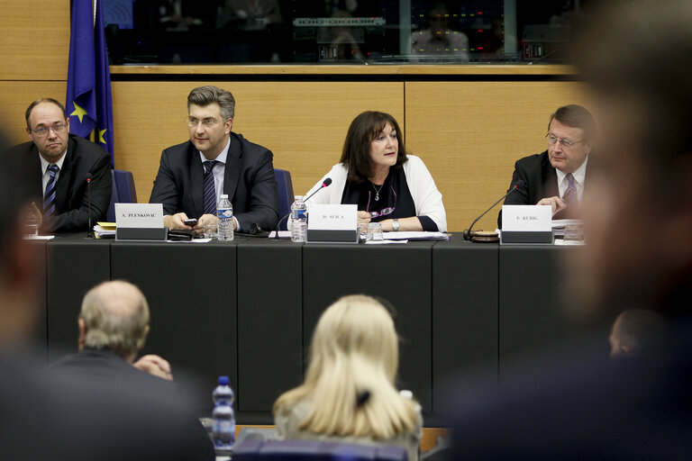 Foto 8: Meeting of the Croatian Delegation in the European Parliament - Session of the Paneuropean Working Group of the European People's Party on the Topic of the 'Two years membership of Croatia'