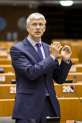 Valokuva 33: Plenary Session week 26 2015 in Brussels - European Fund for Strategic Investments