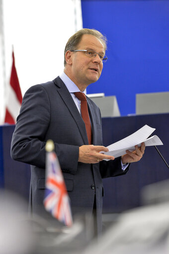 Fotografia 30: Plenary session week 24 2015 in Strasbourg - Strategic military situation in the Black Sea Basin following the illegal annexation of Crimea by Russia