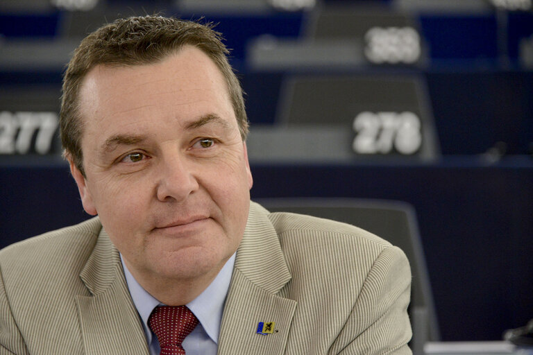 Fotografia 19: Plenary session week 24 2015 in Strasbourg- State of EU-Russia relations