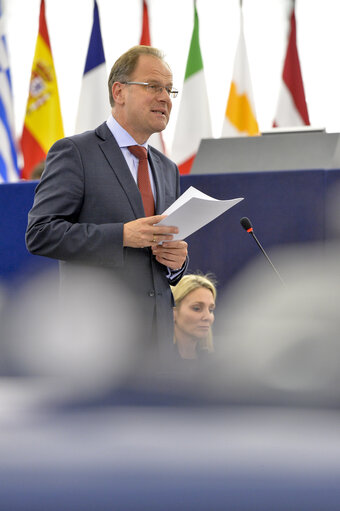 Fotografia 31: Plenary session week 24 2015 in Strasbourg - Strategic military situation in the Black Sea Basin following the illegal annexation of Crimea by Russia