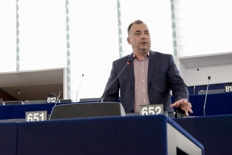 Fotografia 16: Plenary session week 24 2015 in Strasbourg- State of EU-Russia relations