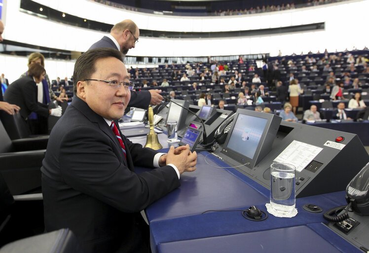 Billede 1: Official visit of the President of Mongolia to the European Parliament in Strasbourg