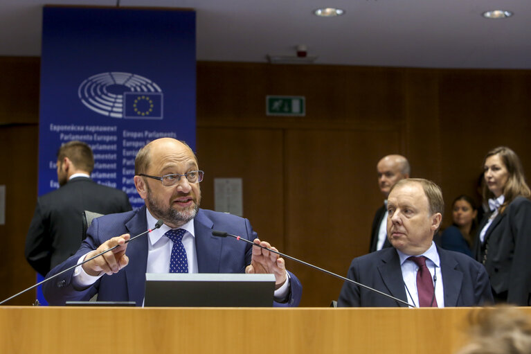 Fotografija 22: Plenary Session week 38 2015 in Brussels: Resumption of session and order of business