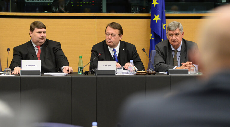 Foto 8: Meeting of the Paneuropean working group of the EPP-group, with the President of Paneurope Germany on 35 years European Parliament - Balance and Prospect.