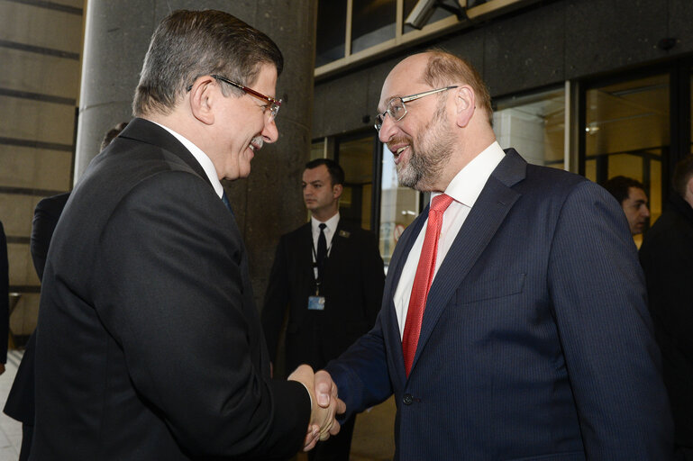 Martin SCHULZ - EP President meets with Ahmet DAVUTOGLU, Prime Minister of Turkey