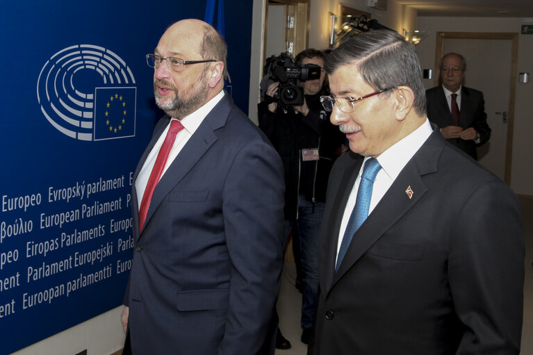 Martin SCHULZ - EP President meets with Ahmet DAVUTOGLU, Prime Minister of Turkey