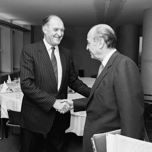 Photo 1 : Lord PLUMB - EP President meets with Spanish Minister of Foreign Affairs at the European Parliament in Strasbourg