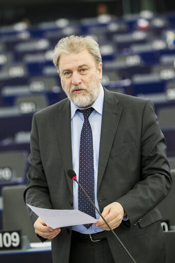 Fotografija 1: Notis MARIAS in plenary session week 03 2016 in Strasbourg