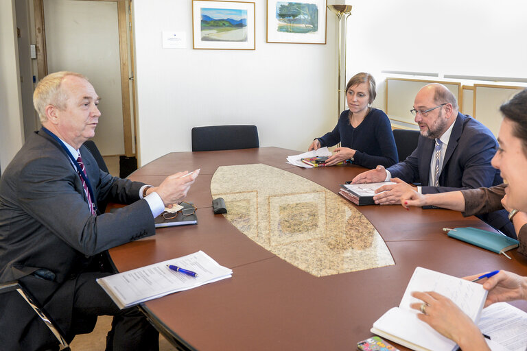 Photo 1: Martin SCHULZ - EP President meets with Karl Peter SCHACKMANN FALLS