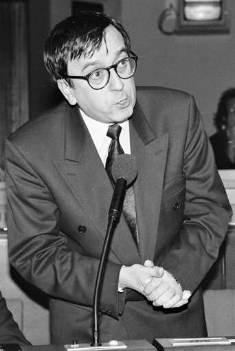 Suriet 10: MEP Jean-Claude MARTINEZ in the hemicycle at the European Parliament