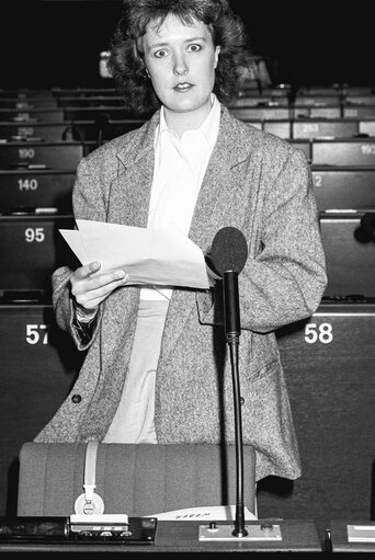 Foto 3: MEP Kirsten JENSEN in Plenary Session at the European Parliament in Strasbourg