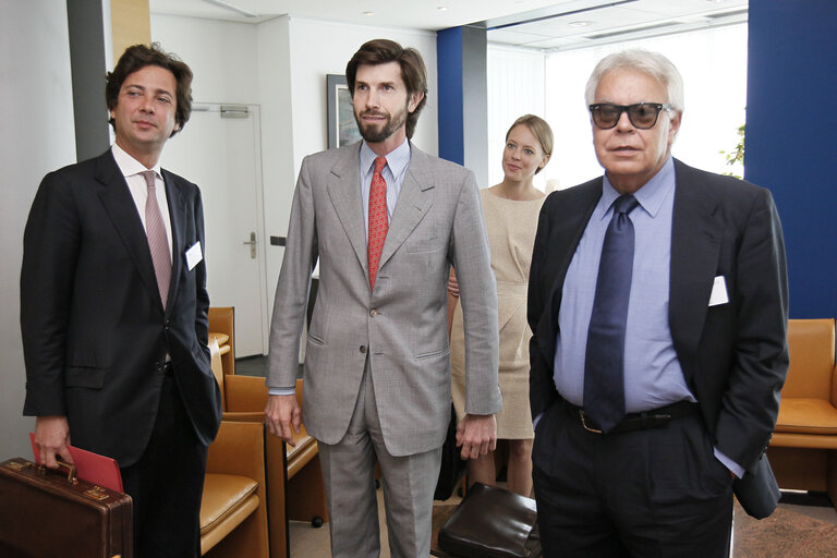 Zdjęcie 3: EP Vice-President meets with the Atomium Culture Organisation