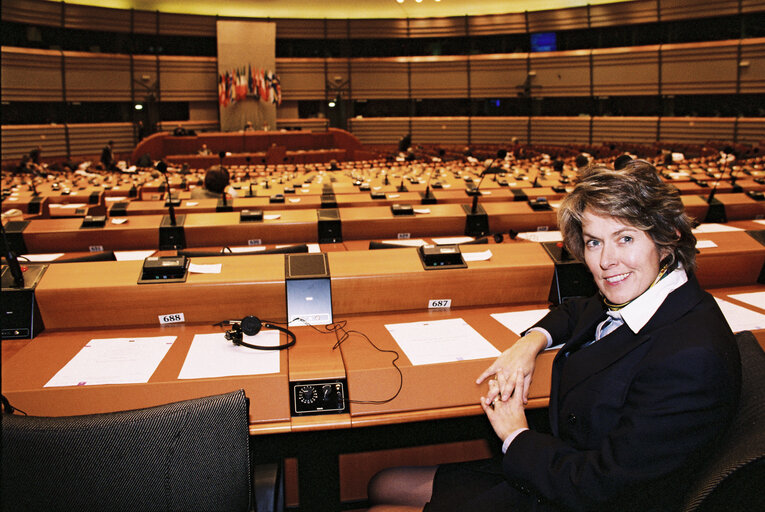 Zdjęcie 1: Portrait of MEP Anne Caroline B. McINTOSH in the hemicycle in Brussels