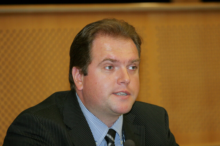 Fotagrafa 1: MEP Pawel Bartlomiej PISKORSKI attends a meeting in Brussels