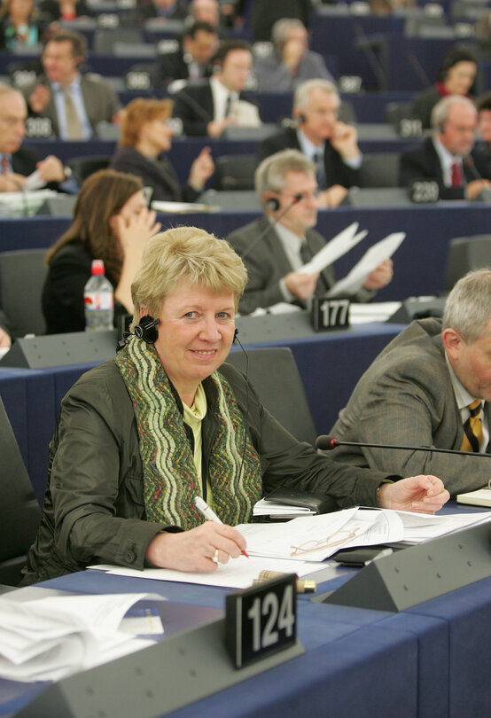 Mia DE VITS in plenary session in Strasbourg.