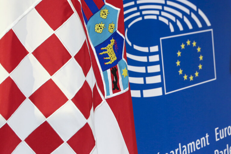 Fotografia 1: Antonio TAJANI - EP President meets with Andrej PLENKOVIC - Prime Minister of Croatia- Arrival