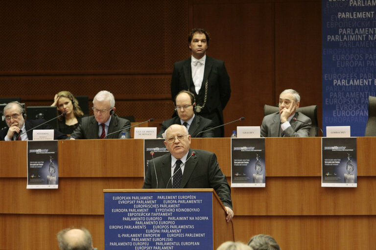 Valokuva 4: Visit of former President of the Soviet Union Mikhail Gorbatchev to the European Parliament in Brussels