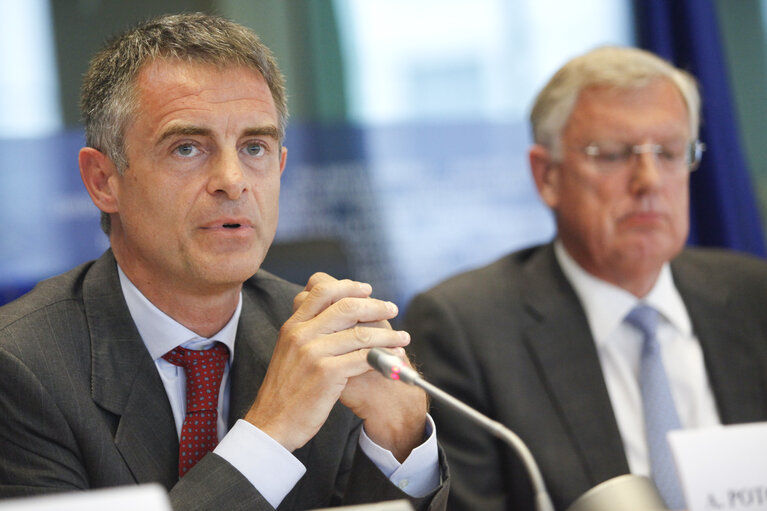 Fotografia 30: ITRE Committee: Alberto POTOTSCHNIG ACER Director presents 2012 work programme