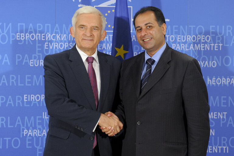 Zdjęcie 1: Jerzy BUZEK, EP President, meets with a MEP