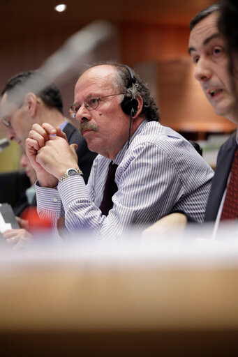 Fotografia 9: REGI Committee meeting with the Spanish Secretary of State for Finance, on the work programme of the Spanish Presidency of the Council.