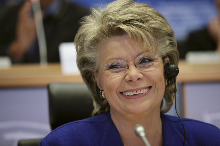 Fotografija 39: Hearing of Viviane Reding, Commissioner designate for Justice, fundamental rights and Citizenship. LIBE, JURI, FEMM -