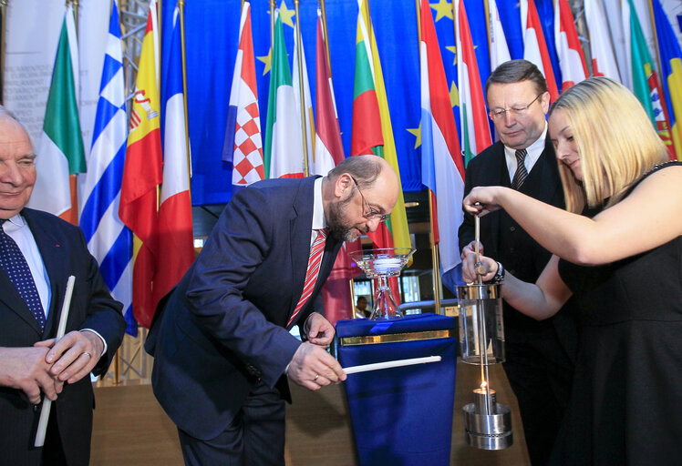 Valokuva 9: The Handover of the Flame of Peace of Bethlehem