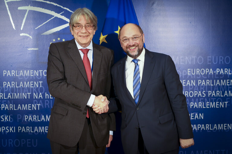 Billede 2: Martin SCHULZ - EP President meets with Reinhard SILBERBERG, German Ambassador to the EU