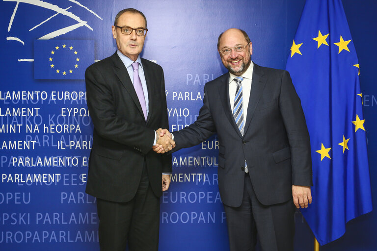 Valokuva 1: Martin SCHULZ - EP President meets with David O'SULLIVAN , Chief operating officer of the European External Action Service (EEAS)