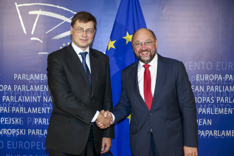 Martin SCHULZ - EP President meets with MEP Valdis DOMBROVSKIS