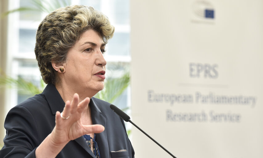 Fotó 1: EPRS roundtable discussion - European Social Pillar and EMU: Setting European priorities