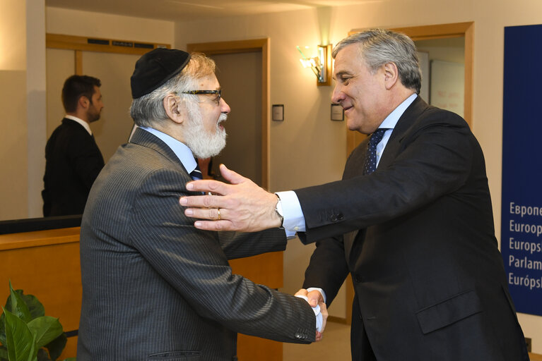 Fotografi 1: Antonio TAJANI - EP President meets with Avraham GIGI, Chief Rabbi of Brussels