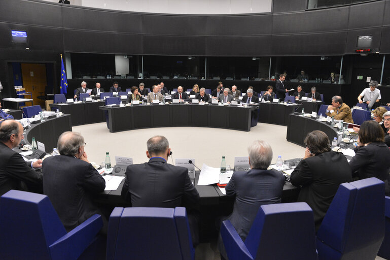 Снимка 6: Extraordinary meeting of the Conference of Presidents on the EP mission to Ukraine