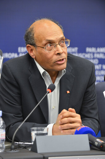 Valokuva 10: Press Conference with the President of the Republic of Tunisia in Strasbourg