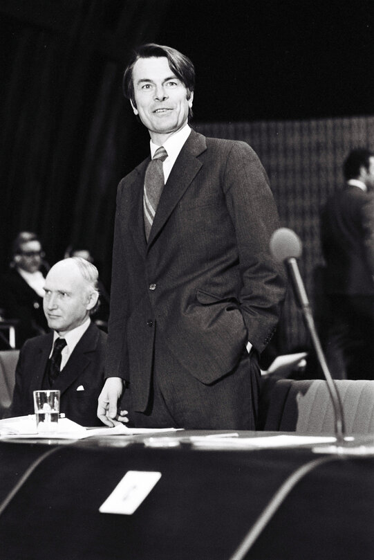 United Kingdom Secretary of State David OWEN succeeding to the Council Presidency after the death of the predecessor.