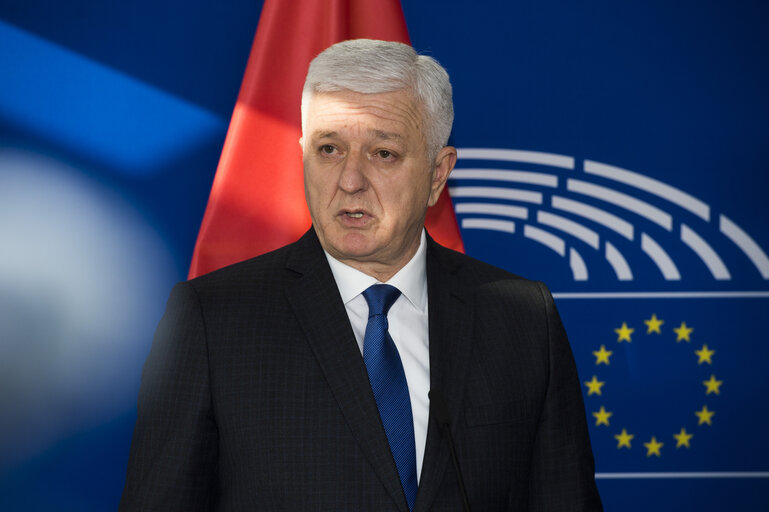 Valokuva 8: Official visit of Dusko MARKOVIC, Prime Minister of MontenegroPress point