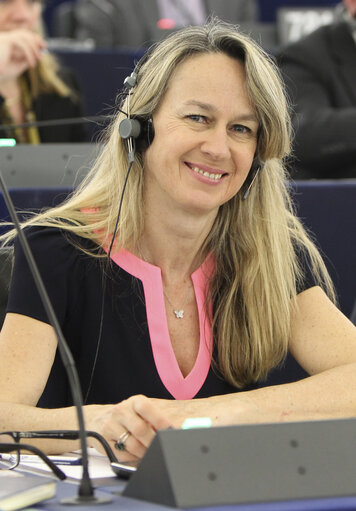 Снимка 9: MEP Constance LE GRIP attends a plenary session in Strasbourg - Week 16  2013