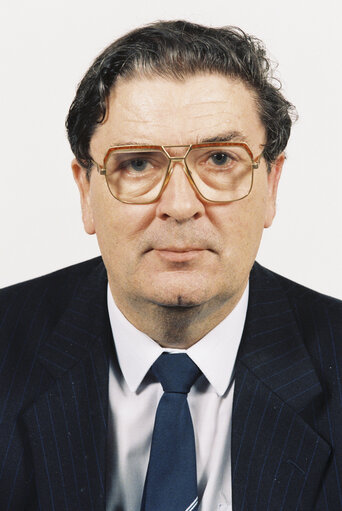 Fotografija 13: Portrait of MEP John HUME