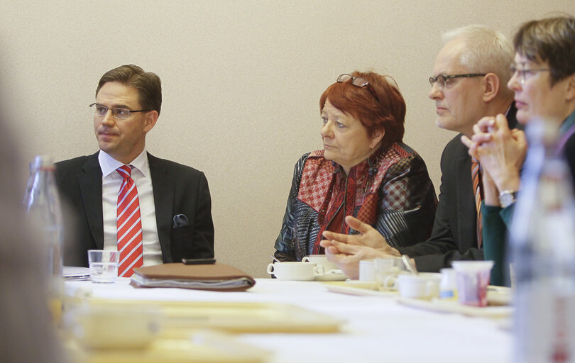 Fotó 7: Official visit of the Prime Minister of Finland to the European Parliament in Strasbourg - Arrival at the European Parliament and breakfast meeting with Finnish MEPs