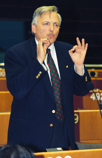 Fotografi 1: Plenary Session in Brussels