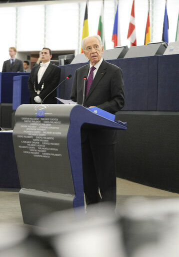 Photo 13 : Official visit of the President of Israel to the European Parliament in Strasbourg - Formal sitting