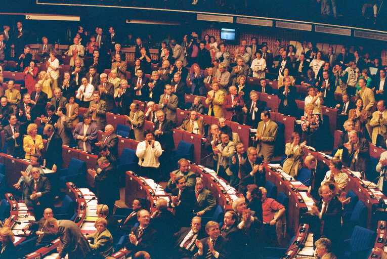 Fotografia 3: Plenary session in Strasbourg - Vote on the enlargement of the European Union for Norway, Austria, Finland, and Sweden