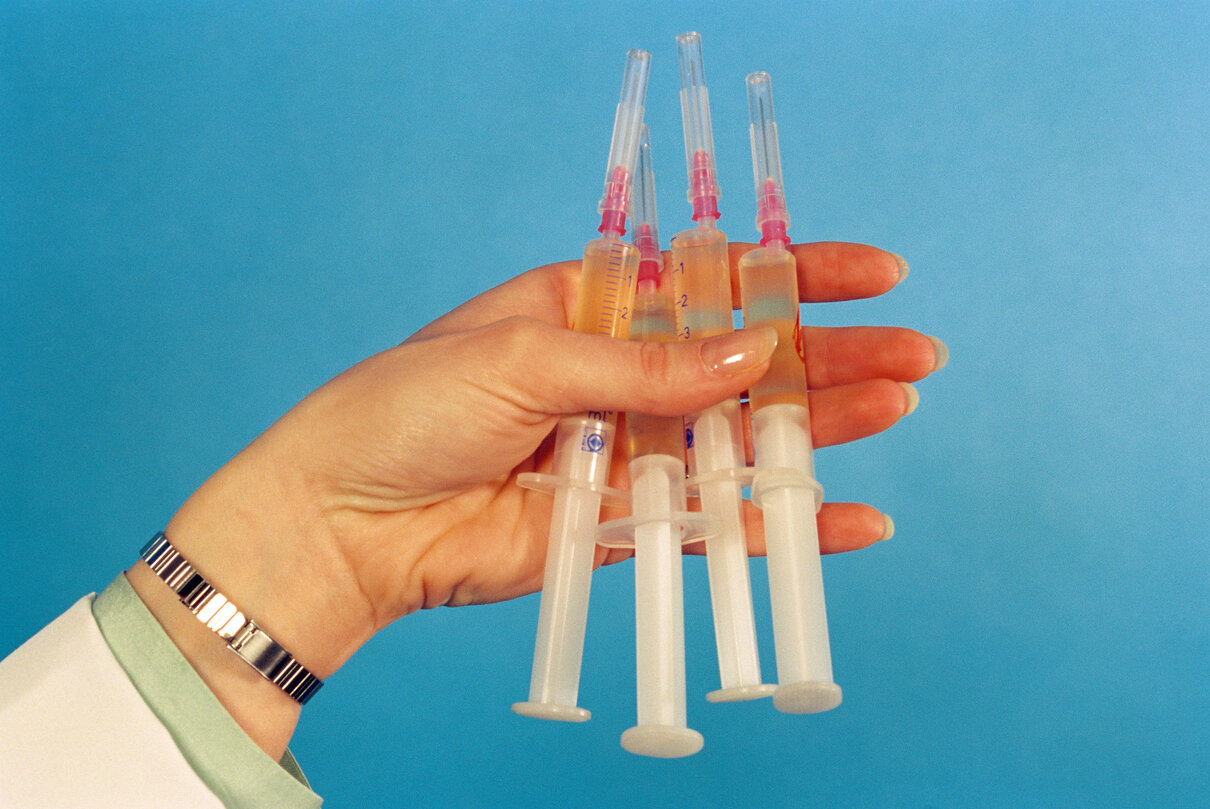 Syringe, vaccine