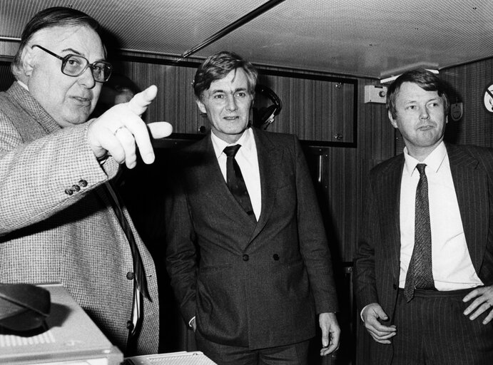 Pieter Dankert, President of the European Parliament, visiting the audio-visual facilities in 1983