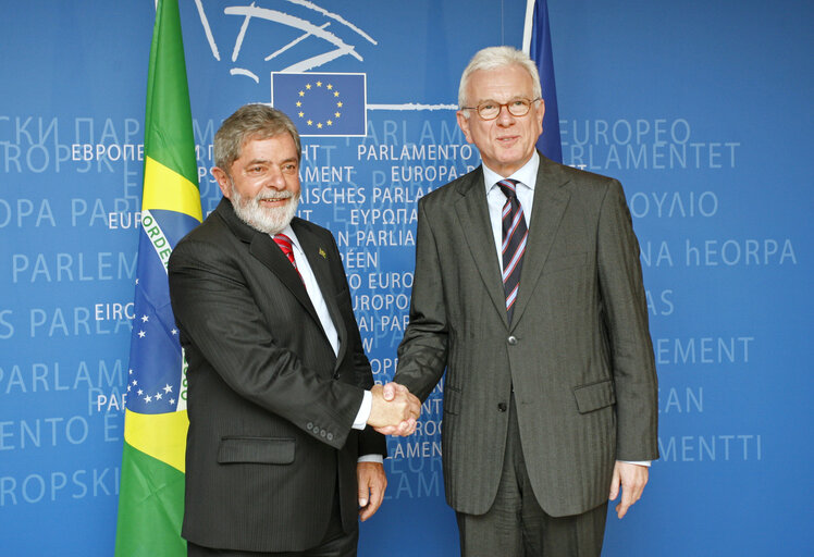 Foto 3: EP President meets with the President of Brazil.